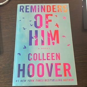 Like new Colleen Hoover book